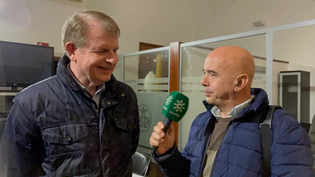 Fran López de Paz entrevista nuestro Hermano Mayor, José Antonio Manzano.