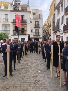 Procesión del Cristo de Burgos en el Corpus. (Foto: Joaquín Corchero).