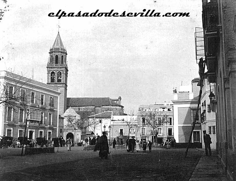 Antigua imagen de la Plaza del Cristo de Burgos.