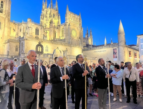La hermandad, un año más, en la procesión del Santísimo Cristo de Burgos