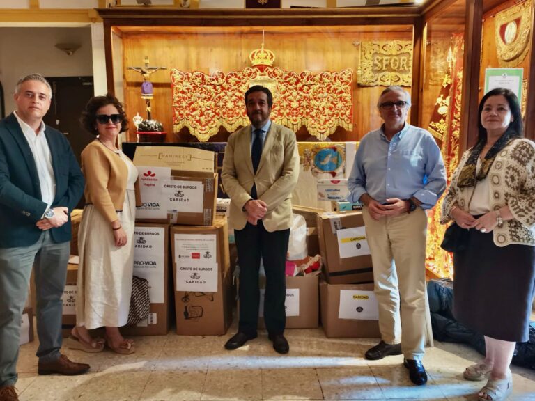 Entrega de ayudas de la Diputación de Caridad